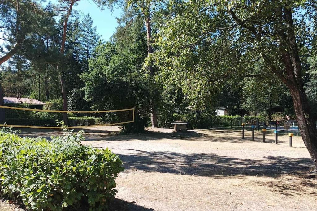 Bosbungalow De Eekhoorn Nunspeet Εξωτερικό φωτογραφία